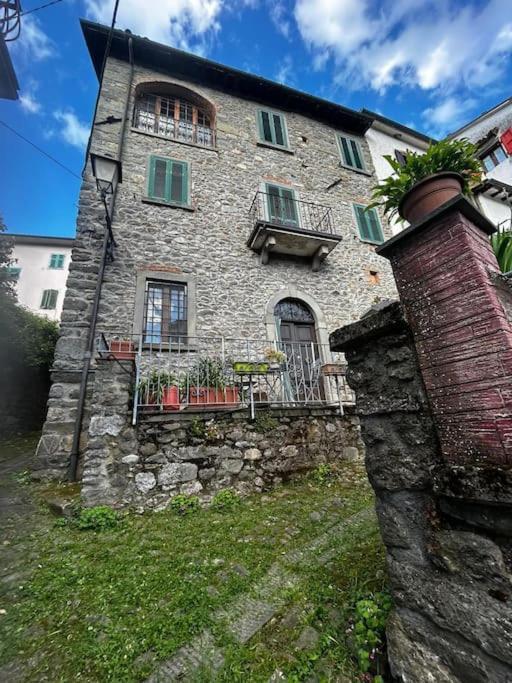 Palazzetto In Centro Villa Pieve Fosciana Exterior photo